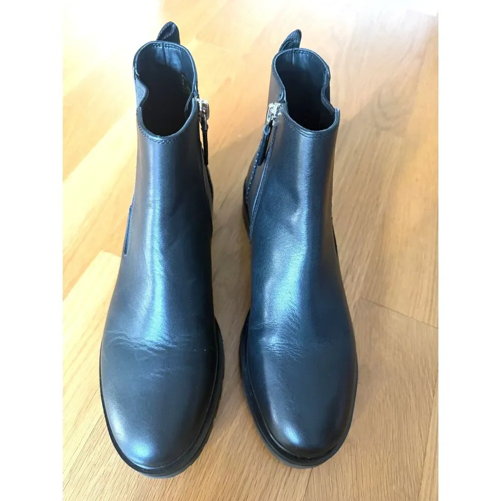 Kate Spade Estelle Lug Sole Chelsea Boot – Black Leather – Size 8B – NWOB